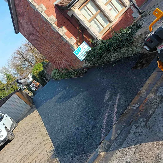 tarmac driveway